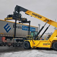 Na počátku roku uvedla do provozu nový moderní překladač Hyster 45-24 IH