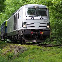 PKP CARGO INTERNATIONAL převzala do zkušebního provozu lokomotivu Siemens Vectron Dual Mode